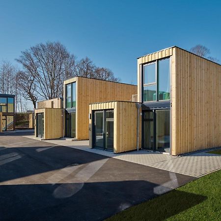 Modern Ausgebauter Ueberseecontainer Als Tiny House Wertheim Ngoại thất bức ảnh